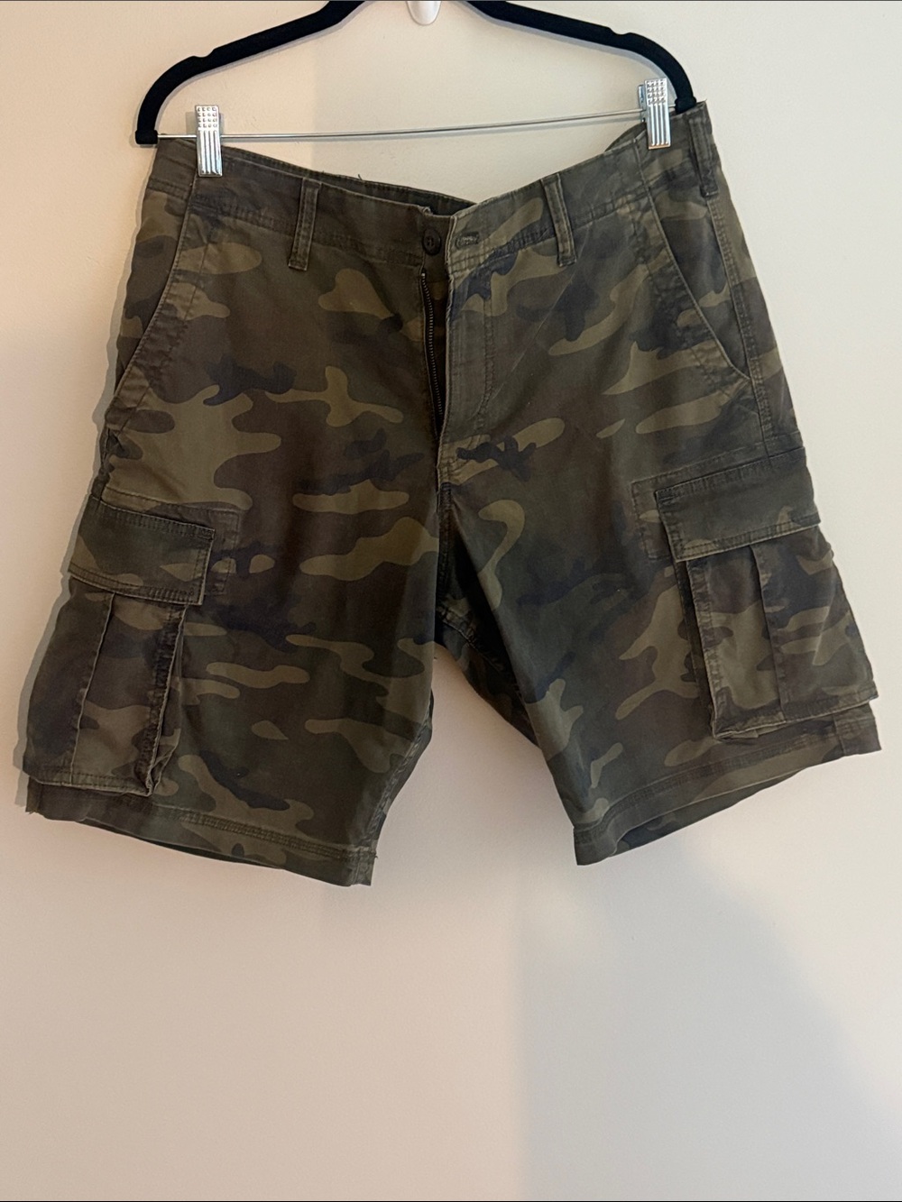 GAP Men's Camouflage Cargo Shorts - Olive Green
